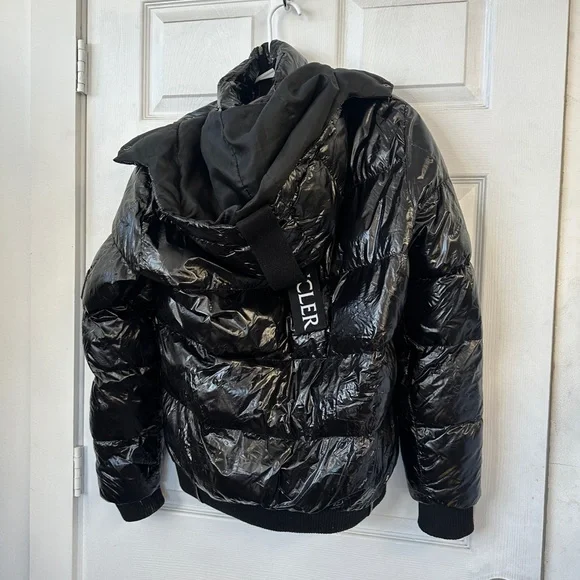 Moncler Preloved Coat with flaws